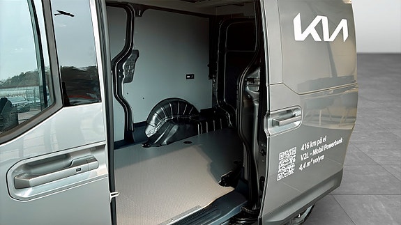 Kia PV5 10 of 13