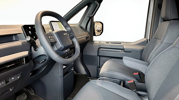 Kia PV5 5 of 13
