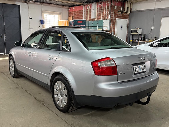 Audi A4 4 of 5