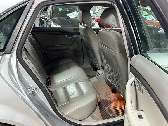 Audi A4 9 of 14