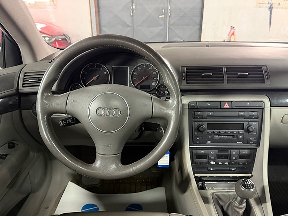 Audi A4 12 of 14