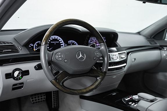 Mercedes-Benz S350 14 of 27