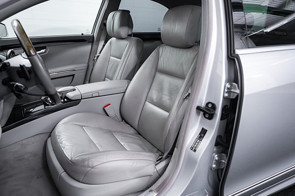 Mercedes-Benz S350 26 of 27
