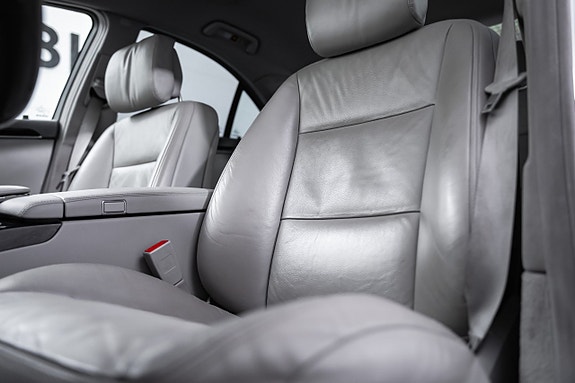 Mercedes-Benz S350 25 of 27