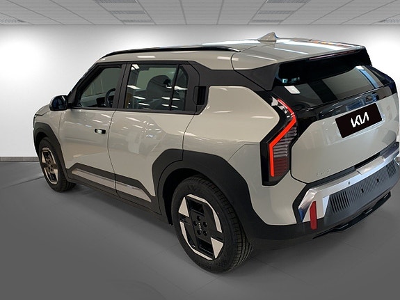 Kia EV3 6 of 27