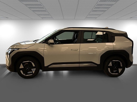 Kia EV3 4 of 5