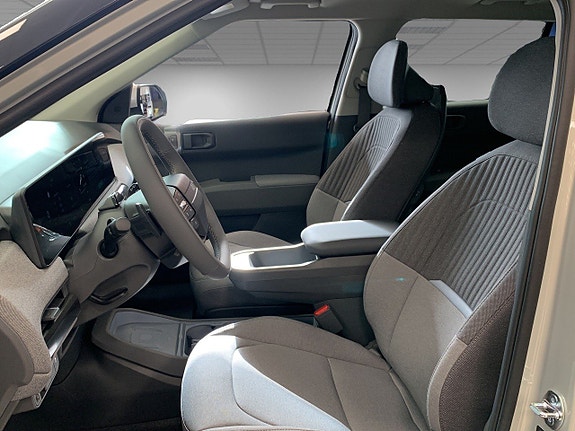 Kia EV3 8 of 27