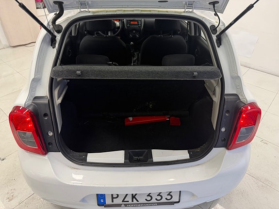 Nissan Micra 7 of 10