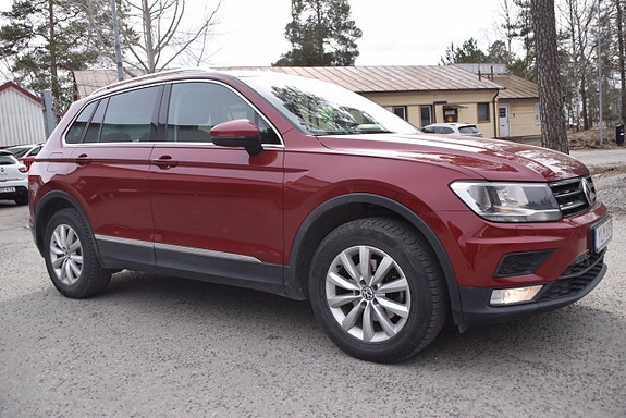 Volkswagen Tiguan 3 of 27