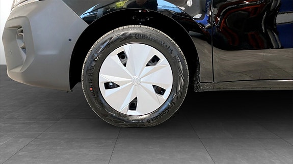 Nissan Townstar 9 of 12