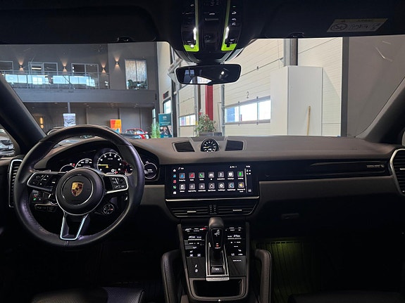 Porsche Cayenne Coupe 11 of 23