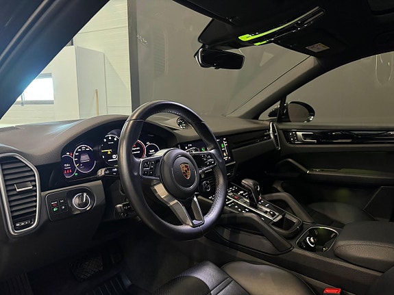 Porsche Cayenne Coupe 9 of 23