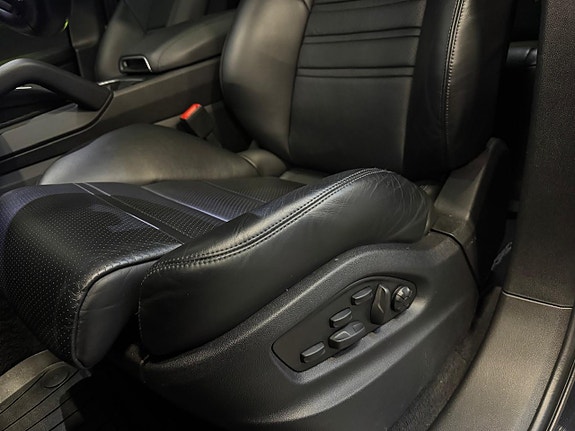 Porsche Cayenne Coupe 21 of 23