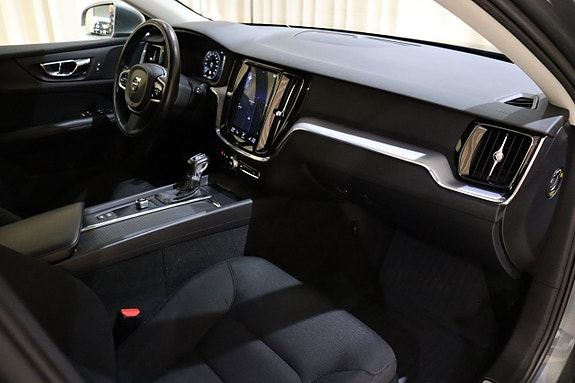 Volvo V60 25 of 27