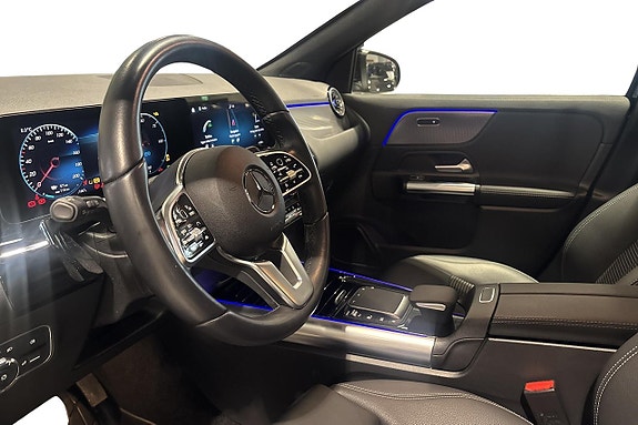 Mercedes-Benz EQA300 6 of 12