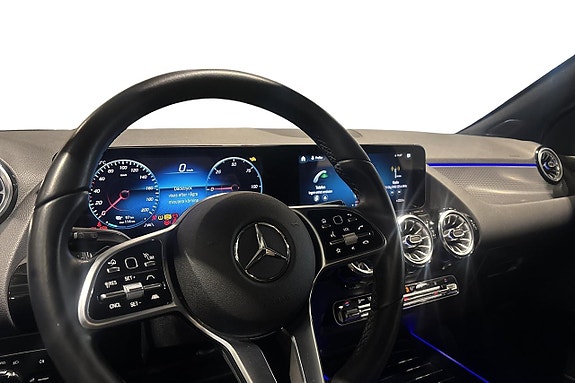 Mercedes-Benz EQA300 7 of 12