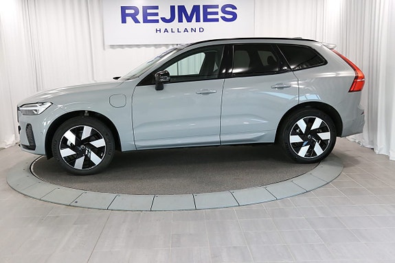 Volvo XC60 3 of 17