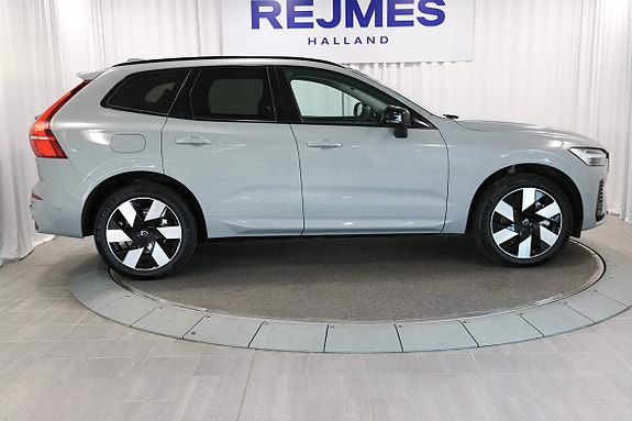 Volvo XC60 9 of 17