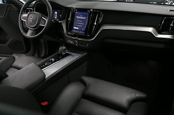 Volvo XC60 13 of 17