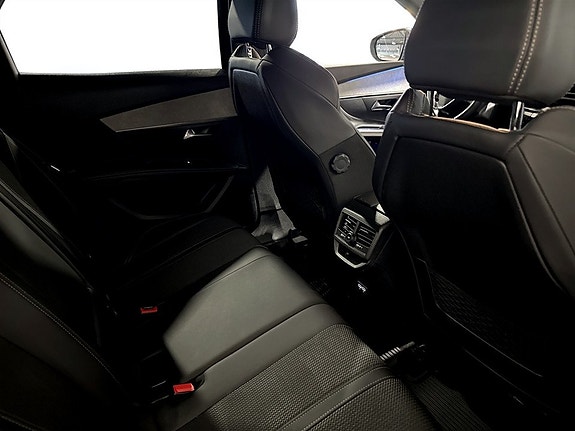 Peugeot 3008 12 of 15