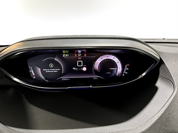 Peugeot 3008 8 of 15