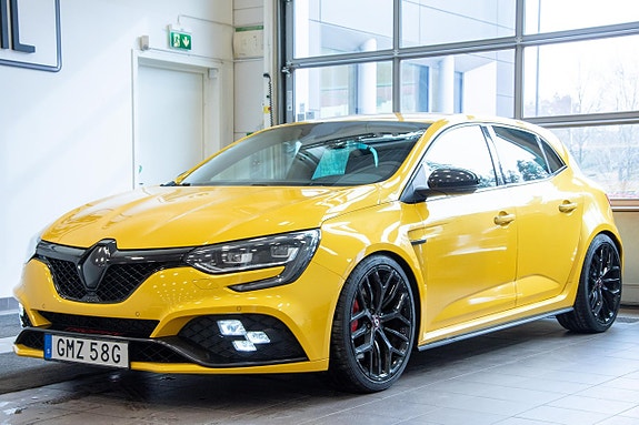Renault Megane IV 3 of 5