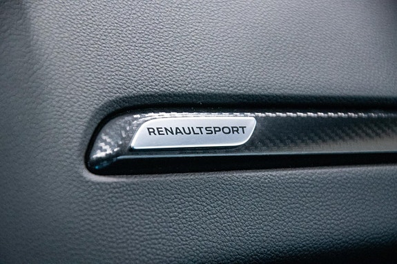 Renault Megane 22 of 25