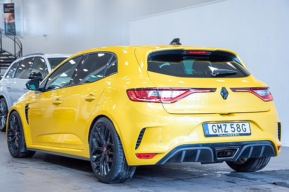 Renault Megane IV 4 of 5