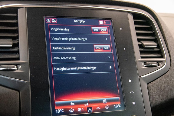 Renault Megane 18 of 25