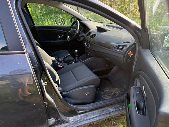 Renault Megane III 3 of 3
