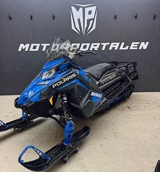 Polaris TITAN 850 NORDIC PRO 155" DEMO 4 of 5
