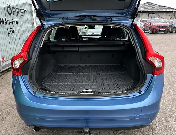Volvo V60 27 of 27