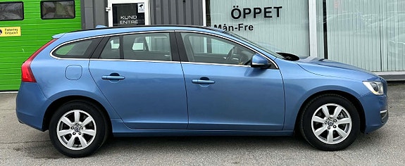 Volvo V60 6 of 27