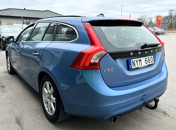 Volvo V60 5 of 27