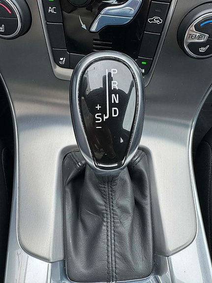 Volvo V60 16 of 27