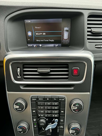 Volvo V60 14 of 27