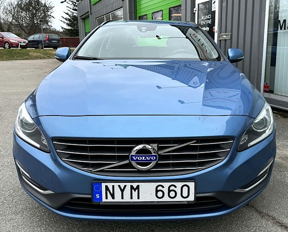 Volvo V60 9 of 27