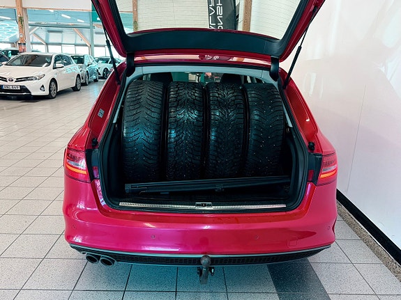 Audi A4 16 of 17