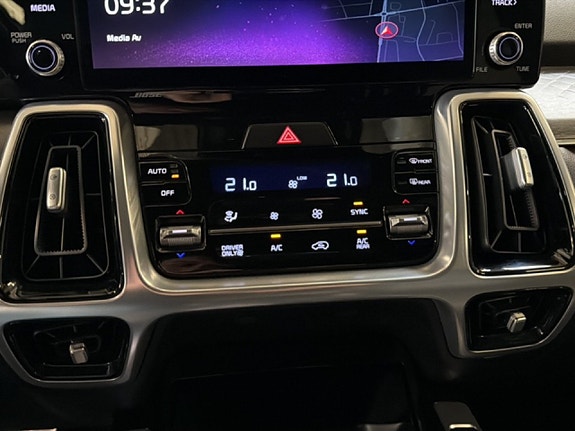 Kia Sorento 13 of 14