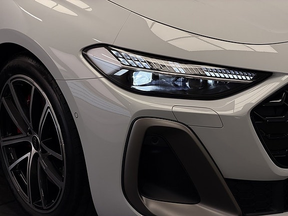 Audi A5 18 of 19