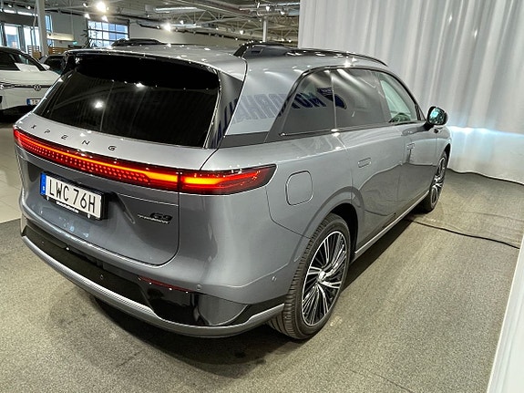XPeng G9 7 of 27