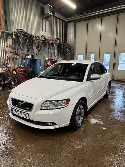 Volvo S40