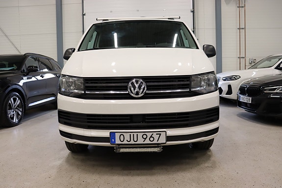 Volkswagen Transporter 3 of 5
