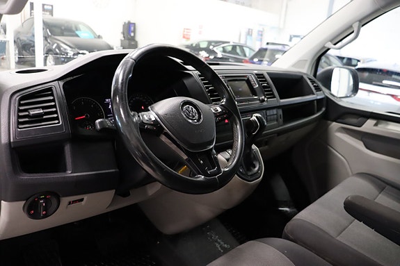 Volkswagen Transporter 11 of 14