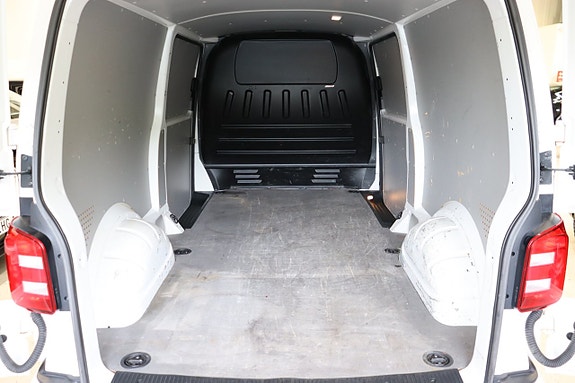 Volkswagen Transporter 6 of 14