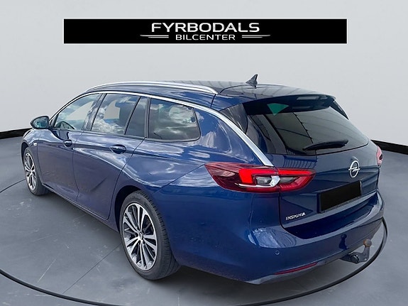 Opel Insignia 3 of 5