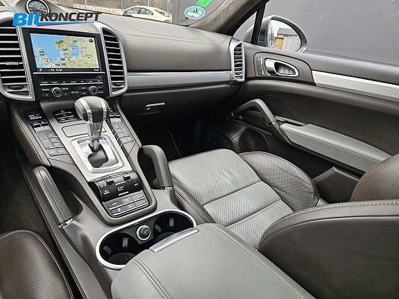 Porsche Cayenne S 20 of 21