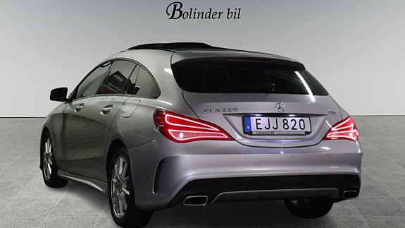 Mercedes-Benz CLA220 4 of 5