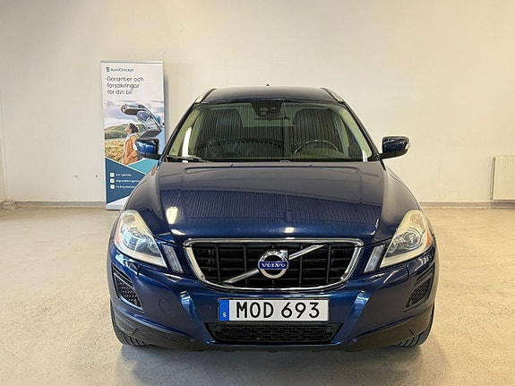 Volvo XC60 3 of 5