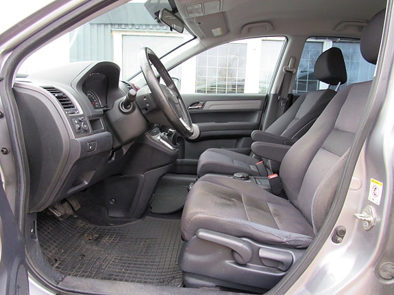 Honda CR-V 13 of 15